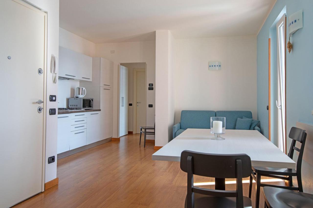 Residence Cafelicita - Promotion - Apartments Lake View - Infinity Pool - Jacuzzi 그라베도나 외부 사진