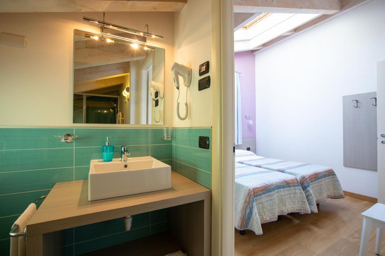 Residence Cafelicita - Promotion - Apartments Lake View - Infinity Pool - Jacuzzi 그라베도나 외부 사진