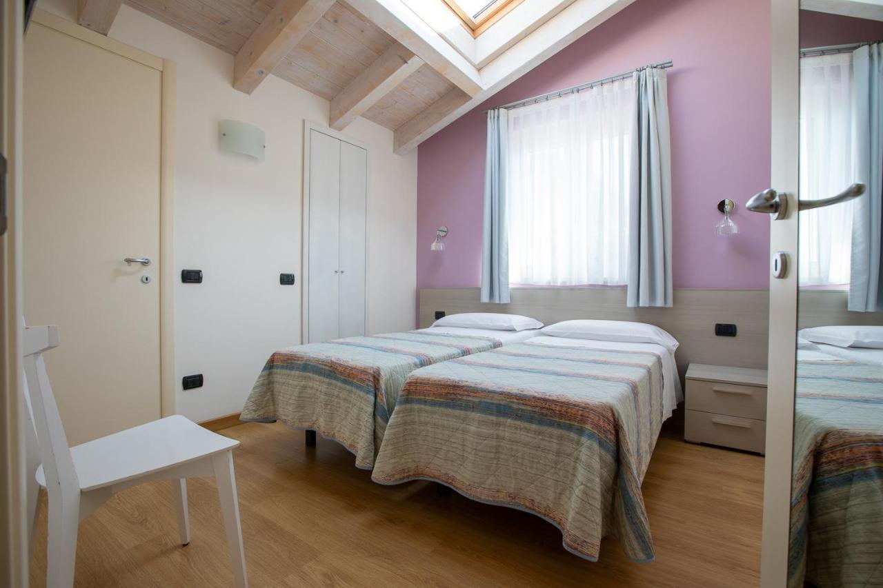 Residence Cafelicita - Promotion - Apartments Lake View - Infinity Pool - Jacuzzi 그라베도나 외부 사진