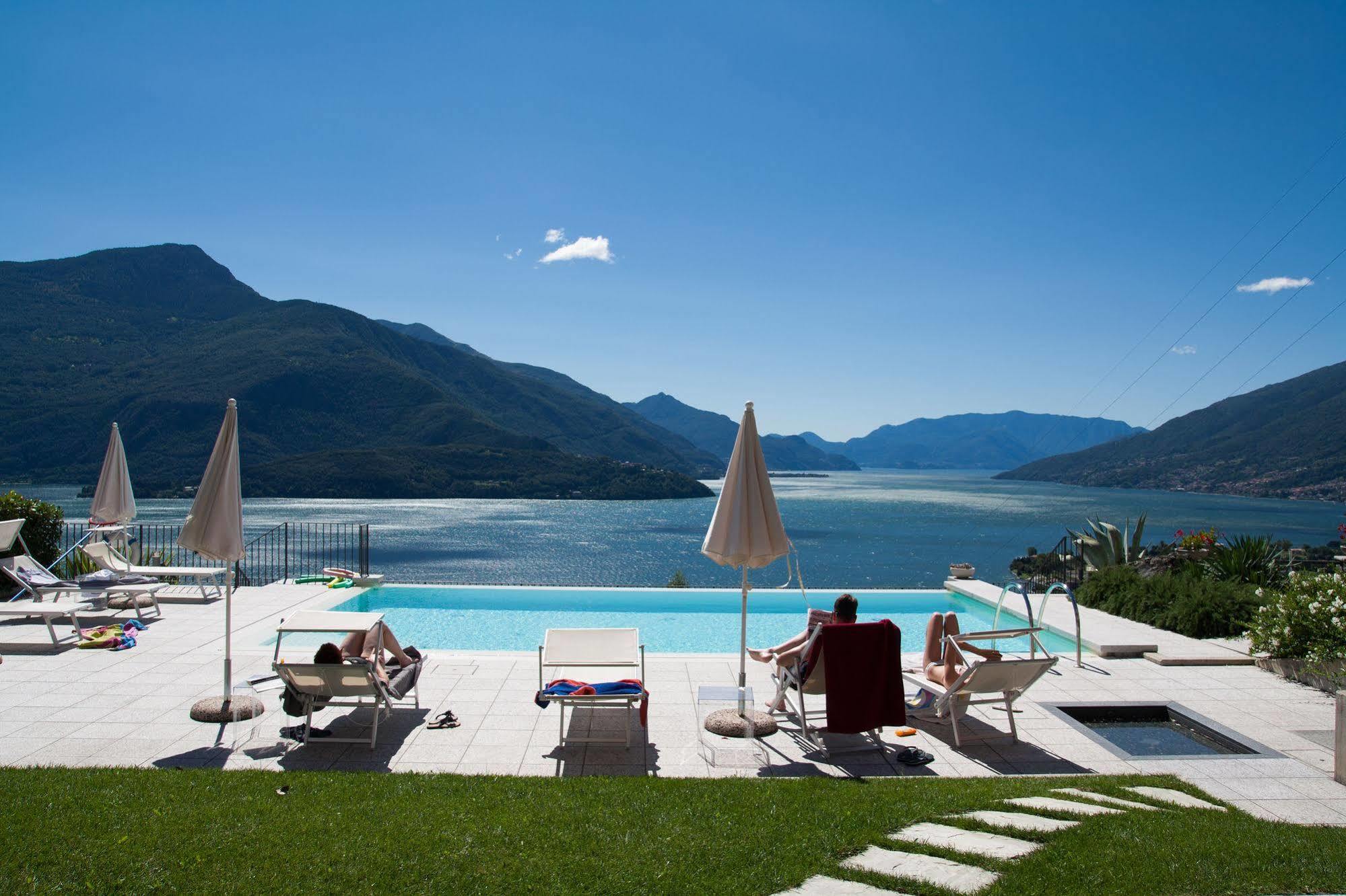 Residence Cafelicita - Promotion - Apartments Lake View - Infinity Pool - Jacuzzi 그라베도나 외부 사진